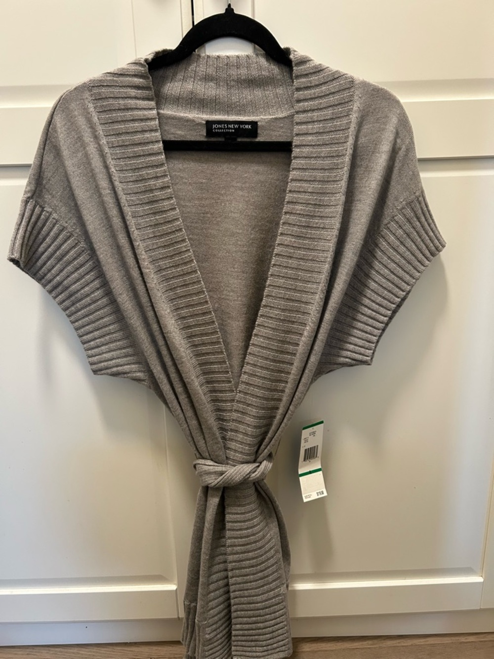Jones New York Light Gray Ribbed Belted Short-Sleeve Cardigan